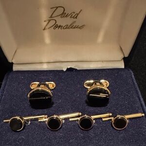 David Donahue Elegant Black Onyx in Gold Tone Cufflinks Studs Sets